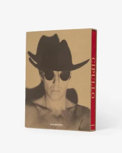 Cipullo: Making Jewelry Modern